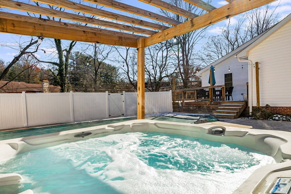 Luxury Lakefront Homes